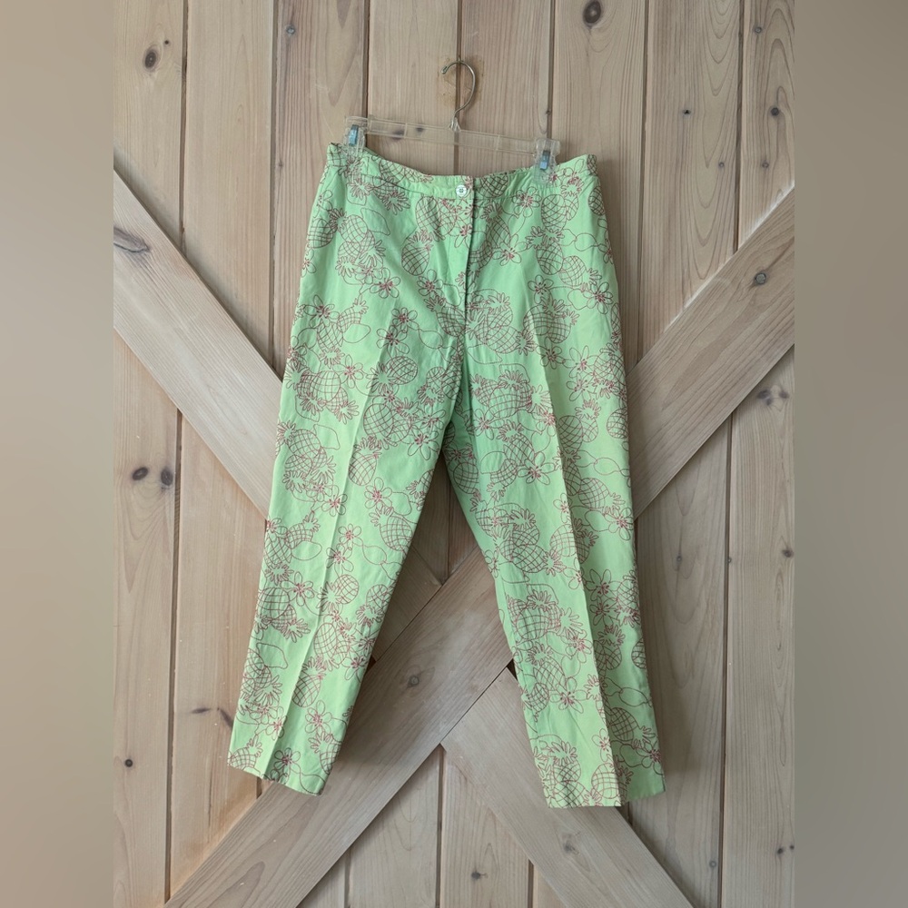 Lilly Pulitzer Light Green Pineapple-Print Chinos size 12
